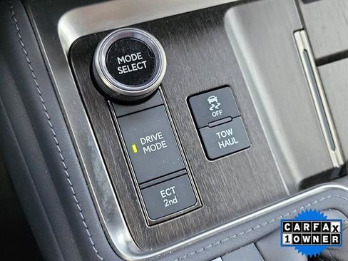 Used 2025 Lexus GX 550 w/ Cold Area Package AWD/4WD image 26
