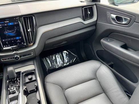 Certified 2025 Volvo XC60 B5 Plus image 16