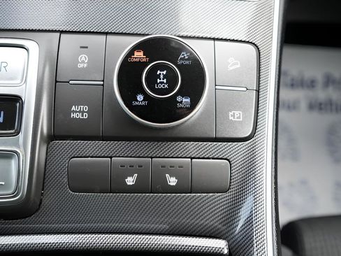 Certified 2021 Hyundai Santa Fe SEL AWD/4WD image 31