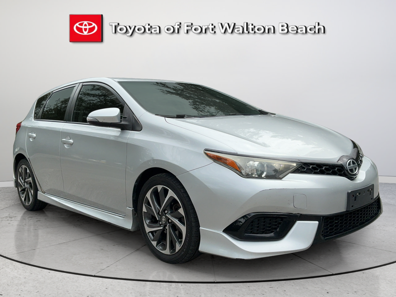 Used 2016 Scion iM FWD image 2