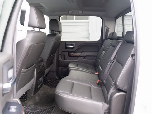 Used 2018 GMC Sierra 1500 SLT image 18