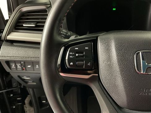 Used 2025 Honda Odyssey Sport-L image 25