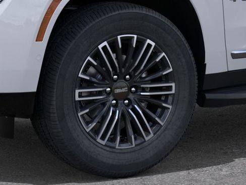 New 2026 GMC Yukon Elevation w/ LPO, Floor Liner Package AWD/4WD image 9