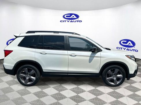 Used 2019 Honda Passport Touring image 2