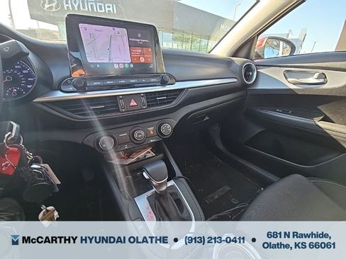 Used 2023 Kia Forte LXS FWD image 6