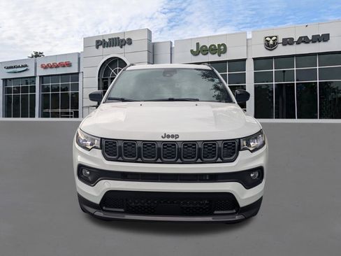 New 2026 Jeep Compass Latitude image 8