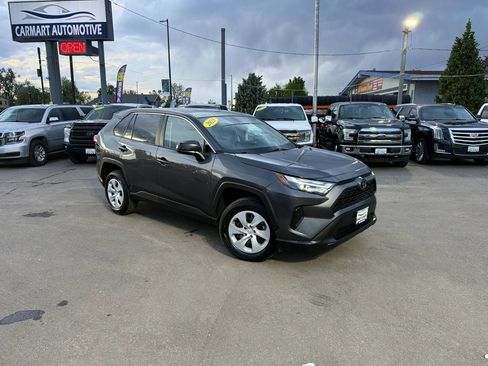 Used 2025 Toyota RAV4 LE AWD/4WD image 2