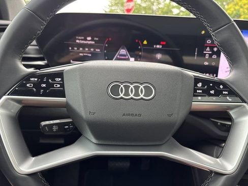 Used 2025 Audi Q5 Premium Plus w/ Premium Plus AWD/4WD image 27