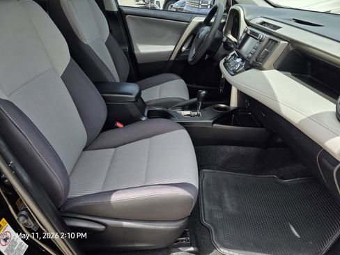 Used 2015 Toyota RAV4 XLE FWD image 15