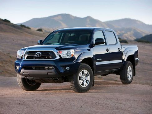 Used 2015 Toyota Tacoma PreRunner w/ SR5 Package image 1