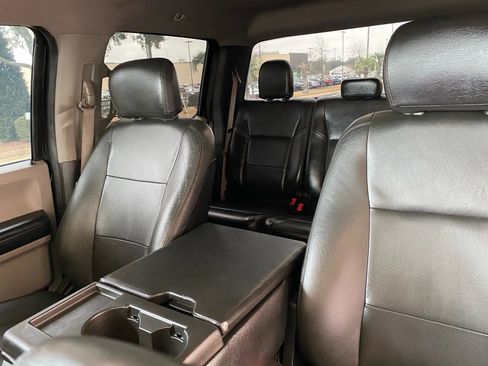 Used 2019 Ford F350 XLT image 30