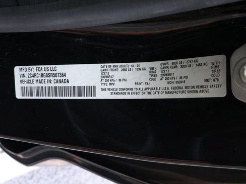 Used 2025 Chrysler Pacifica Select FWD image 50