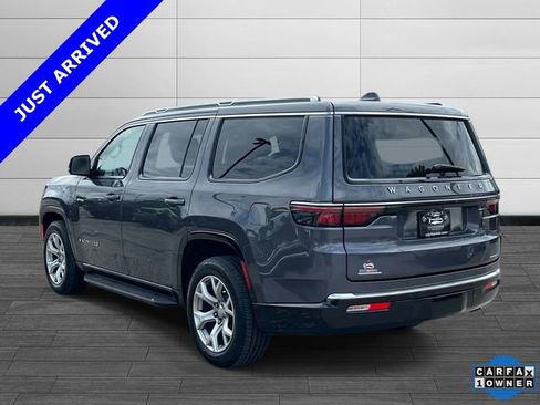Used 2022 Jeep Wagoneer Series II AWD/4WD image 6