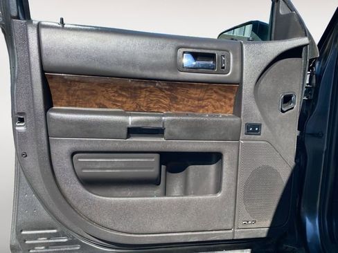 Used 2019 Ford Flex Limited image 18