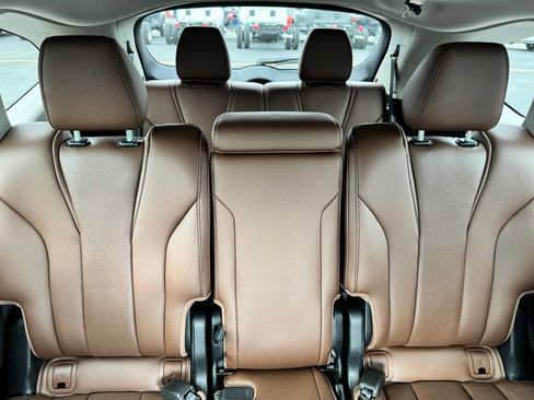 Used 2023 Acura MDX SH-AWD w/ Technology Package image 14