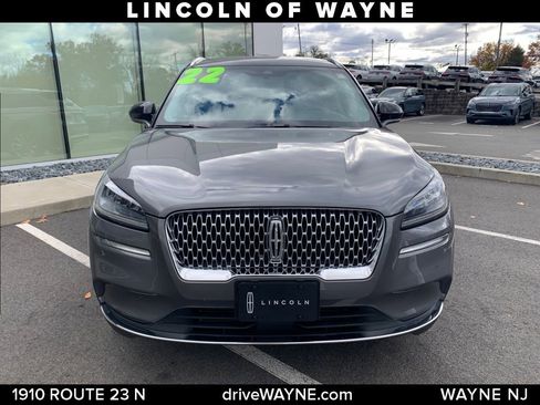 Certified 2022 Lincoln Corsair STANDARD w/ Premium Package image 11