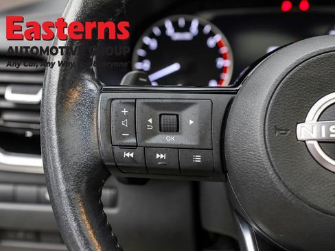 Used 2022 Nissan Rogue SL w/ SL Premium Package image 20