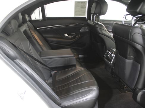 Used 2020 Mercedes-Benz S 560 Sedan image 22