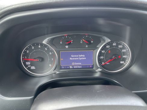 Used 2023 GMC Acadia SLT image 17