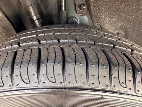 Certified 2023 Toyota Corolla LE image 24