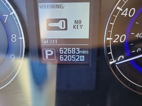 Used 2017 INFINITI QX50 Base w/ Premium Package image 23