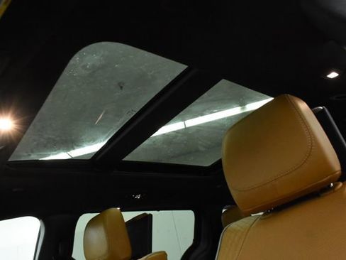 Used 2022 Chrysler Pacifica Pinnacle image 35