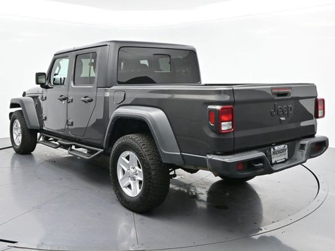 Used 2023 Jeep Gladiator Sport AWD/4WD image 5