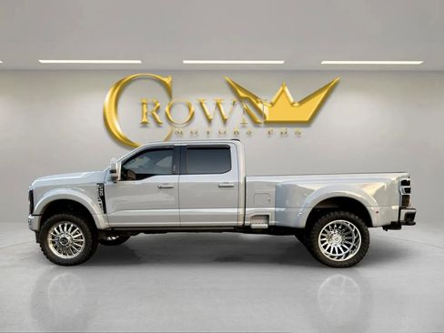 Used 2024 Ford F450 Limited w/ FX4 Off-Road Package image 11