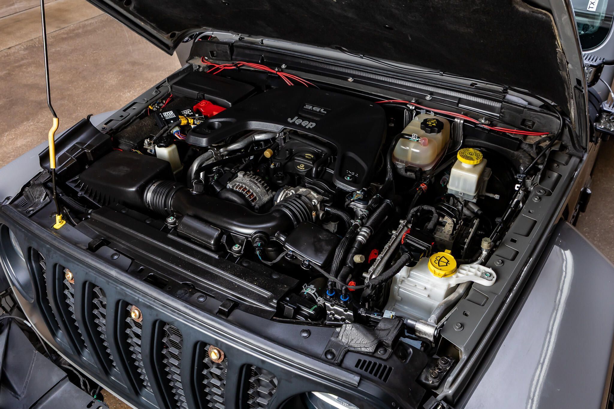Used 2021 Jeep Gladiator Overland w/ Popular Equipment Package AWD/4WD image 45
