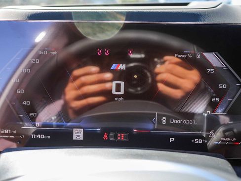 New 2026 BMW X5 M60i image 23