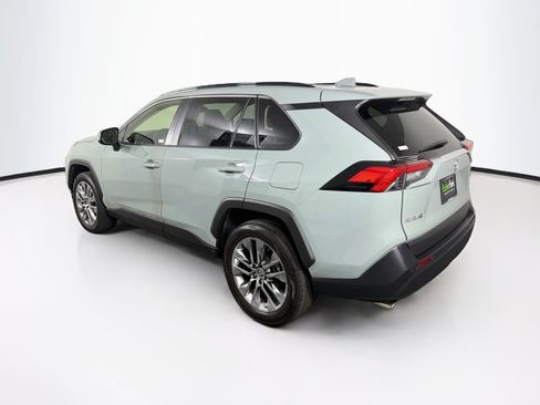 Used 2023 Toyota RAV4 XLE Premium AWD/4WD image 5