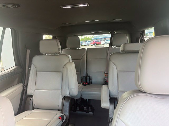 Used 2023 GMC Yukon SLT RWD image 13