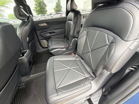 New 2027 Kia Telluride S w/ Towing Package FWD image 27