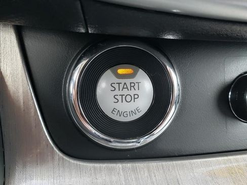 Used 2015 Nissan Murano Platinum w/ Platinum Technology Package AWD/4WD image 25