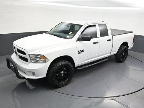 Used 2019 RAM 1500 Express w/ Express Value Package RWD image 10