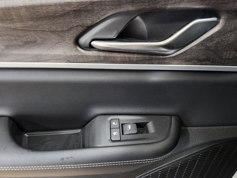 New 2025 Jeep Grand Cherokee Limited w/ Trailer Tow Package image 30