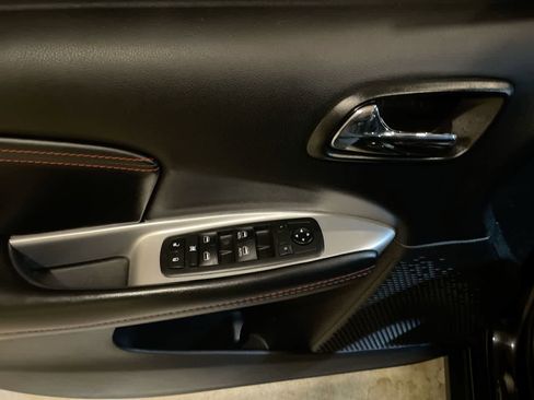 Used 2019 Dodge Journey GT image 13