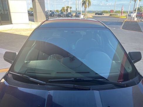 Used 2011 Ford Focus SE image 4