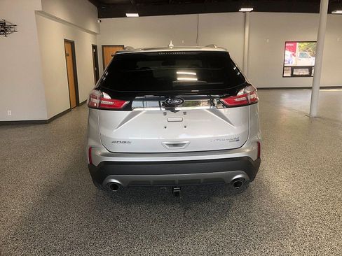 Used 2019 Ford Edge Titanium AWD/4WD image 4