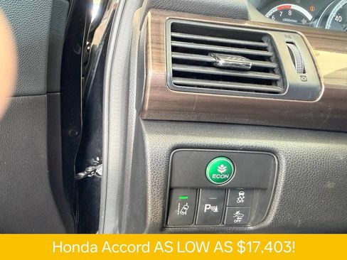 Used 2016 Honda Accord Touring image 25