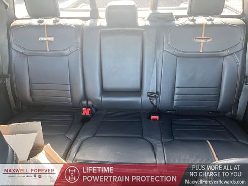 Used 2024 Ford F250 Platinum w/ FX4 Off-Road Package image 5