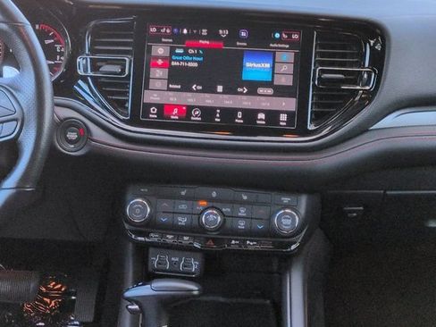 Used 2025 Dodge Durango GT AWD/4WD image 17