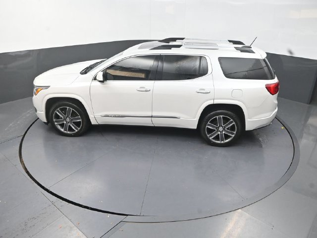 Used 2018 GMC Acadia Denali w/ Technology Package AWD/4WD image 25