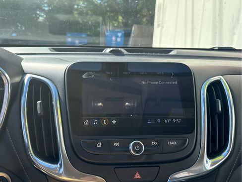 Used 2019 Chevrolet Equinox Premier image 25