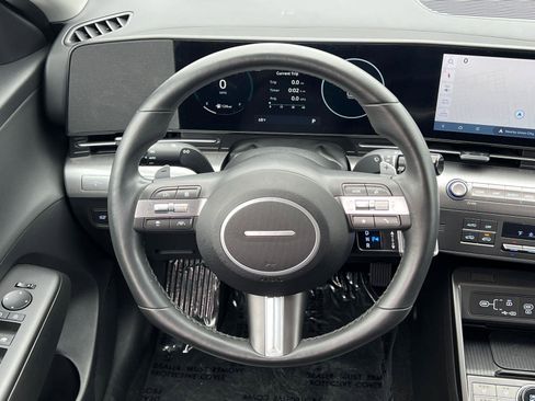 Used 2024 Hyundai Kona Limited FWD image 24