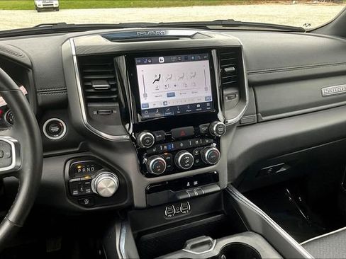Used 2024 RAM 1500 Laramie AWD/4WD image 6