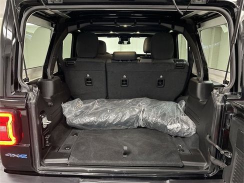 Used 2024 Jeep Wrangler Unlimited Rubicon 4xe w/ Convenience Group image 25