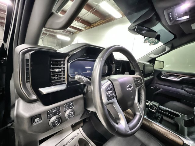 Certified 2025 Chevrolet Silverado 1500 RST w/ Rally Edition AWD/4WD image 10
