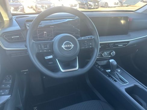 New 2026 Nissan Kicks S image 22