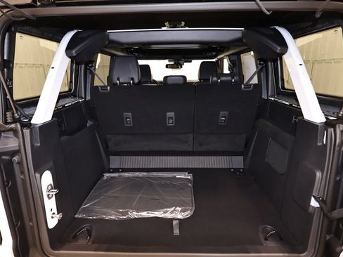 New 2026 Ford Bronco Outer Banks w/ Black Appearance Package AWD/4WD image 29